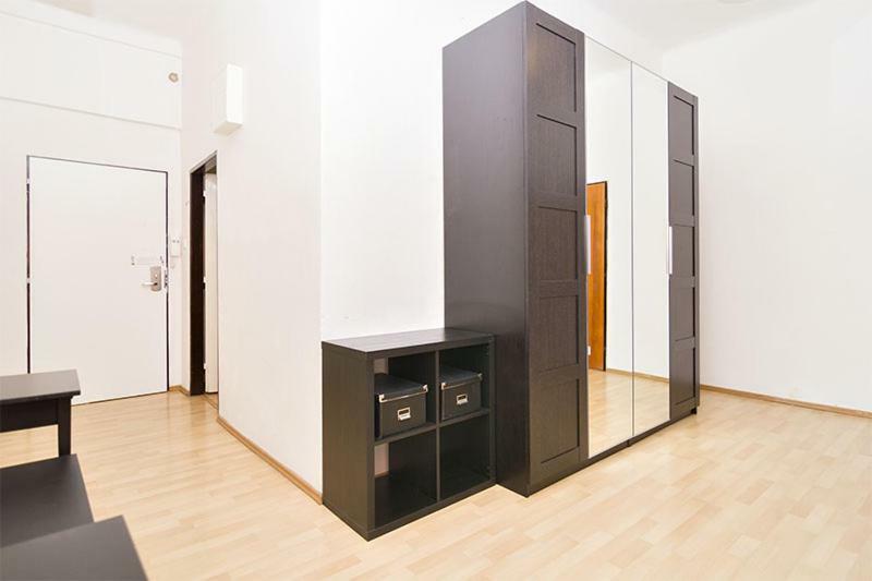 Apartments With 2 Bathrooms- 5 Minutes From Old Town - 102 M2 Прага Экстерьер фото