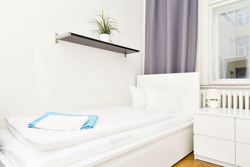 Apartments With 2 Bathrooms- 5 Minutes From Old Town - 102 M2 Прага Экстерьер фото