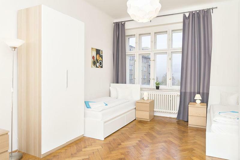 Apartments With 2 Bathrooms- 5 Minutes From Old Town - 102 M2 Прага Экстерьер фото